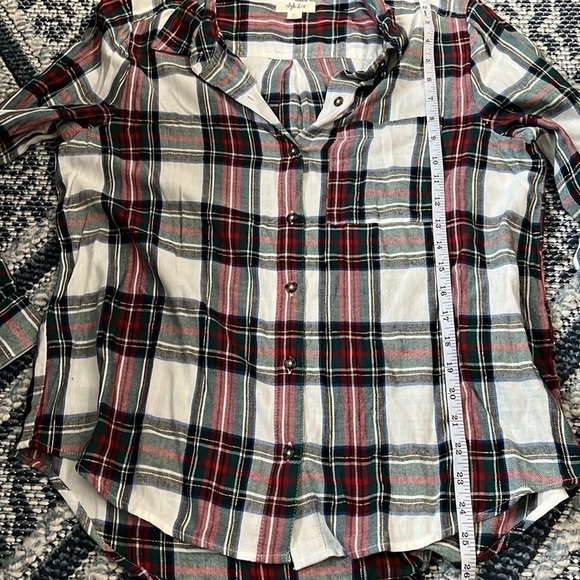 Women's Cotton Plaid Button-Front
Shirt - Picture 9 of 9
